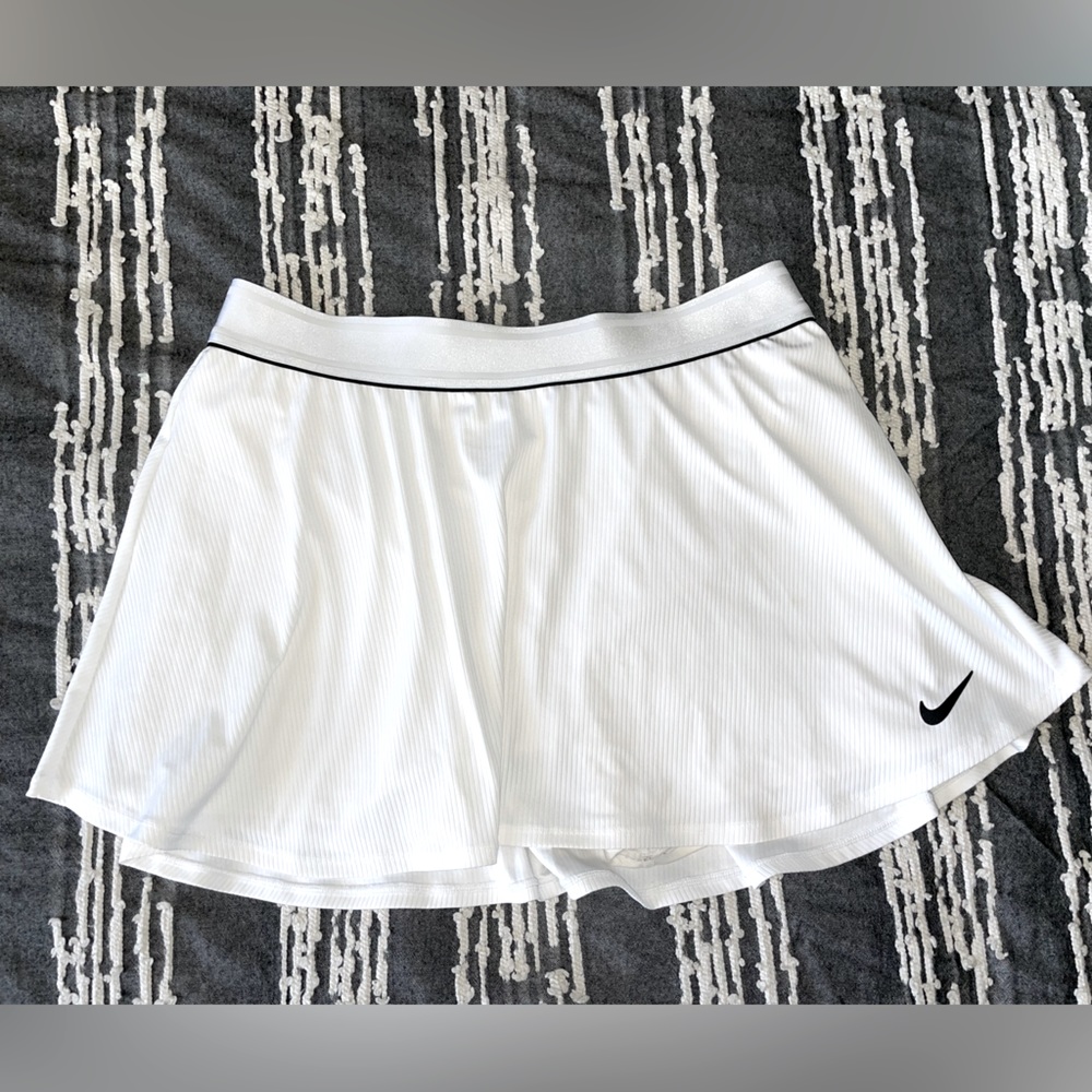 Nike Tennis Skirt/Skort Size Large white